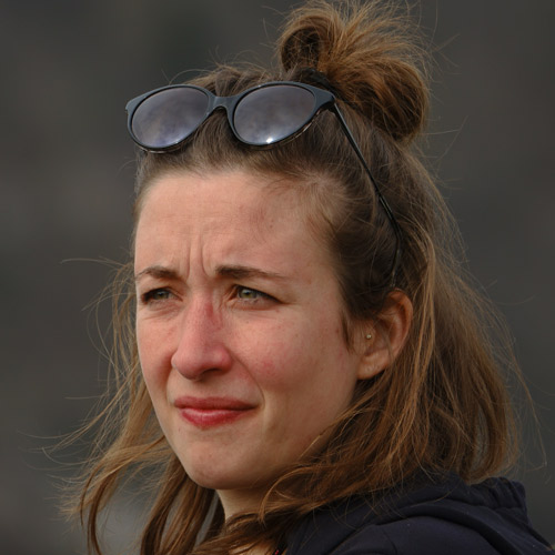 Léa DE SAUVERZAC